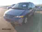 1996 Dodge Grand Caravan with VIN 1B4GP54R9TB328555, listed as a IAAI auction lot 40770123 with 184,323 mi miles and . Bid and sale history available at DreamBid. Image 17.