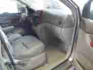 2004 Toyota Sienna XLE z VIN 5TDBA22C14S015263, wystawiony jako IAAI lot #43559835 z przebiegiem 114 153 mil mil oraz . Historia ofert i sprzedaży dostępna na DreamBid. Obrazek 5.