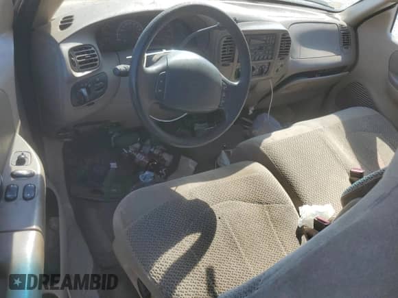 2000 Ford F-150 XL z VIN 1FTRX17W9YNC18326, wystawiony jako Copart lot #75909564 z przebiegiem Nie podano mil oraz Szkoda całkowita • Salvage title. Historia ofert i sprzedaży dostępna na DreamBid. Obrazek 8.