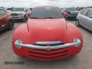 2004 Chevrolet SSR LS z VIN 1GCES14P44B104112, wystawiony jako Copart lot #75260344 z przebiegiem Nie podano mil oraz Nie do naprawy • Non repairable. Historia ofert i sprzedaży dostępna na DreamBid. Obrazek 5.