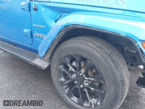 2022 Jeep Wrangler Unlimited Sahara с VIN 1C4JJXP66NW275297, выставлен на аукционе IAAI как лот 42916371 с пробегом 36 142 миль миль и . История ставок и продаж доступна на DreamBid. Изображение 17.