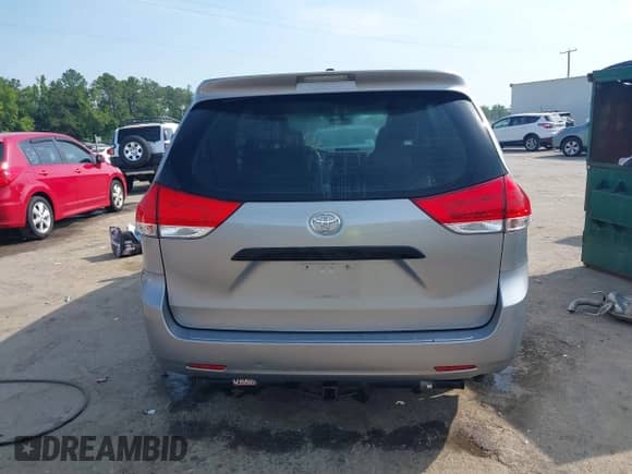 2013 Toyota Sienna L with VIN 5TDZK3DC3DS348420, listed as a IAAI auction lot 42560718 with 221,621 mi miles and . Bid and sale history available at DreamBid. Image 17.