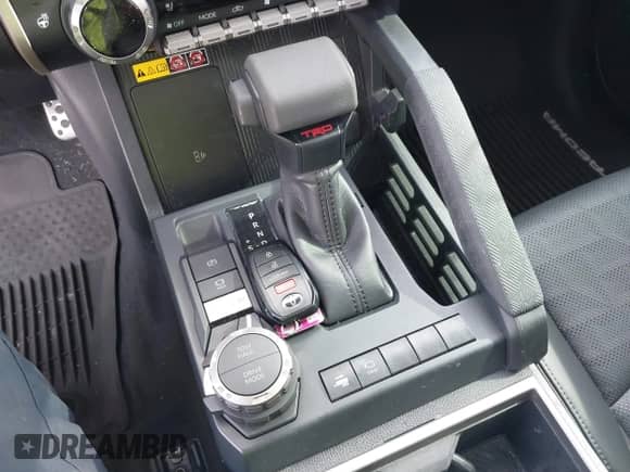 2024 Toyota Tacoma SR5 with VIN 3TMLB5JN5RM051339, listed as a IAAI auction lot 41241754 with 7,181 mi miles and . Bid and sale history available at DreamBid. Image 11.