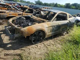 2014 Ford Mustang GT z VIN 1ZVBP8CFXE5309369, wystawiony jako Copart lot #66193525 z przebiegiem Nie podano mil oraz Szkoda całkowita • Salvage title. Historia ofert i sprzedaży dostępna na DreamBid. Obrazek 1.