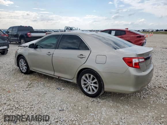 2013 Toyota Camry LE with VIN 4T1BD1FKXDU069056, listed as a Copart auction lot 70261715 with 170,259 mi miles and Salvage title. Bid and sale history available at DreamBid. Image 2.