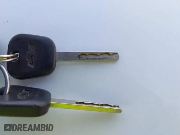 2017 Chevrolet Tahoe LT with VIN 1GNSKBKC0HR268910, listed as a IAAI auction lot 43566744 with 126,040 mi miles and . Bid and sale history available at DreamBid. Image 11.