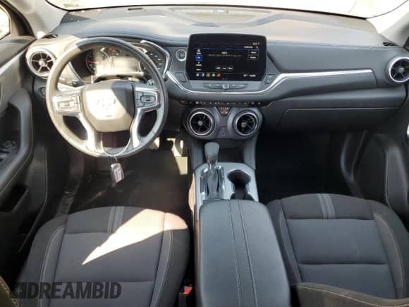 2024 Chevrolet Blazer LT with VIN 3GNKBHR40RS195313, listed as a Copart auction lot 66667315 with 40,684 mi miles and Clean title. Bid and sale history available at DreamBid. Image 8.