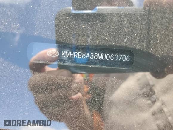 2021 Hyundai Venue SE with VIN KMHRB8A38MU063706, listed as a Copart auction lot 71056915 with 41,717 mi miles and Salvage title. Bid and sale history available at DreamBid. Image 13.