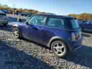 2005 MINI Hardtop with VIN WMWRC33405TC56434, listed as a Copart auction lot 87384035 with 99,950 mi miles and Clean title. Bid and sale history available at DreamBid. Image 2.
