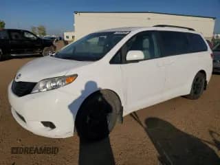 2012 Toyota Sienna LE with VIN 5TDJK3DC4CS040779, listed as a Copart auction lot 70596435 with 349,305 mi miles and Clean title. Bid and sale history available at DreamBid. Image 1.