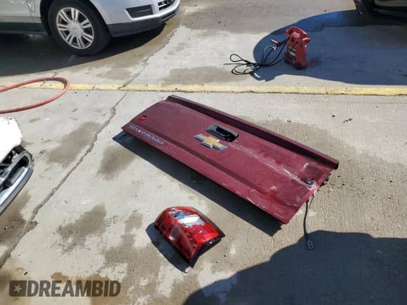 2014 Chevrolet Silverado 1500 LTZ with VIN 1GCVKSEC9EZ123796, listed as a Copart auction lot 86648805 with 95,389 mi miles and Salvage title. Bid and sale history available at DreamBid. Image 12.