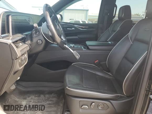 2021 Cadillac Escalade Sport с VIN 1GYS4EKL7MR337911, выставлен на аукционе Copart как лот 69081225 с пробегом 102 349 миль миль и Списание • Salvage title. История ставок и продаж доступна на DreamBid. Изображение 7.