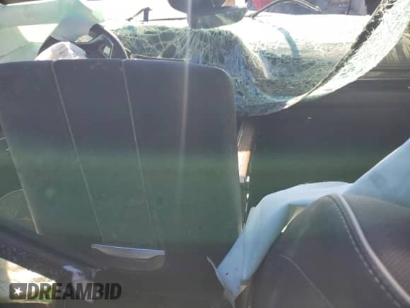 2021 Cadillac Escalade Premium Luxury с VIN 1GYS4CKLXMR242506, выставлен на аукционе Copart как лот 70220345 с пробегом Не указан миль и Списание • Salvage title. История ставок и продаж доступна на DreamBid. Изображение 8.