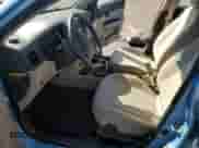 2009 Hyundai Accent Auto GLS z VIN KMHCN46CX9U333847, wystawiony jako Copart lot #69383775 z przebiegiem 144 793 mil mil oraz Szkoda całkowita • Salvage title. Historia ofert i sprzedaży dostępna na DreamBid. Obrazek 7.