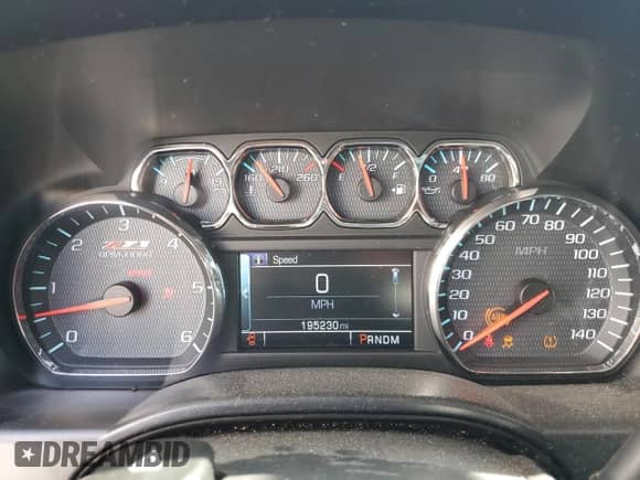 2014 Chevrolet Silverado 1500 LT z VIN 1GCVKREC8EZ188227, wystawiony jako Copart lot #80330205 z przebiegiem 195 230 mil mil oraz Szkoda całkowita • Salvage title. Historia ofert i sprzedaży dostępna na DreamBid. Obrazek 9.