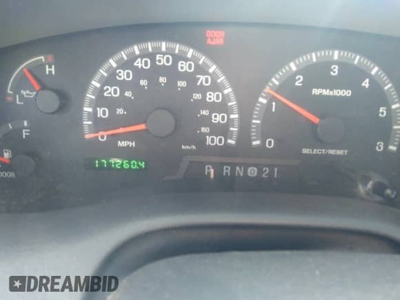 2001 Ford F-150 XL z VIN 1FTZX17201NA81389, wystawiony jako IAAI lot #42127718 z przebiegiem 177 260 mil mil oraz . Historia ofert i sprzedaży dostępna na DreamBid. Obrazek 7.