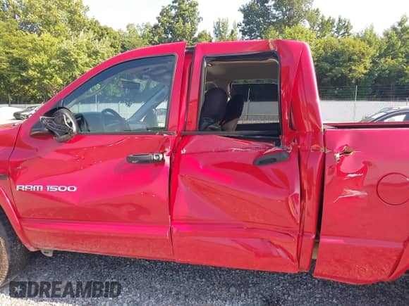 2005 Dodge 1500 SLT with VIN 1D7HA18D85S351382, listed as a IAAI auction lot 42821641 with 185,000 mi miles and . Bid and sale history available at DreamBid. Image 6.
