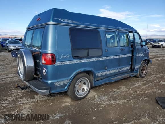 1995 Dodge Cargo with VIN 2B6HB21Y7SK548063, listed as a Copart auction lot 84157714 with 139,299 mi miles and Clean title. Bid and sale history available at DreamBid. Image 3.