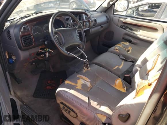 1998 Dodge 1500 с VIN 1B7HC16Z0WS611021, выставлен на аукционе Copart как лот 76940574 с пробегом 191 580 миль миль и Чистый • Clean title. История ставок и продаж доступна на DreamBid. Изображение 8.
