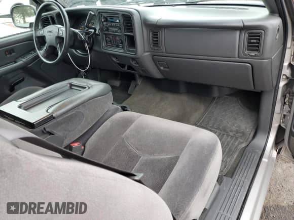 2005 GMC Sierra 1500 SLE с VIN 2GTEC19T851144178, выставлен на аукционе Copart как лот 84009935 с пробегом 193 803 миль миль и Чистый • Clean title. История ставок и продаж доступна на DreamBid. Изображение 8.