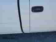 2002 GMC Sierra 1500 SL с VIN 1GTEC14VX2Z900864, выставлен на аукционе Copart как лот 75132824 с пробегом 138 797 миль миль и Списание • Salvage title. История ставок и продаж доступна на DreamBid. Изображение 12.