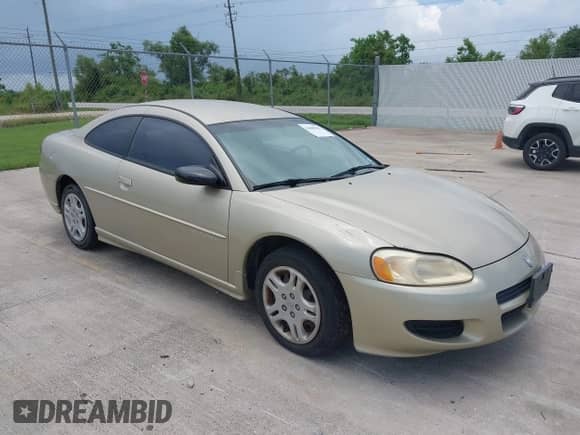 2001 Dodge Stratus SE z VIN 4B3AG42G81E111580, wystawiony jako IAAI lot #42669302 z przebiegiem 136 696 mil mil oraz . Historia ofert i sprzedaży dostępna na DreamBid. Obrazek 1.