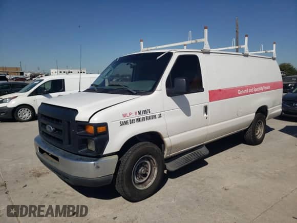 2008 Ford Econoline Cargo Commercial with VIN 1FTSS34L68DB32404, listed as a Copart auction lot 72162824 with 264,208 mi miles and Clean title. Bid and sale history available at DreamBid. Image 1.