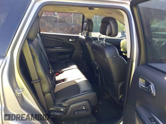 2016 Dodge Journey Crossroad Plus with VIN 3C4PDCGG2GT185429, listed as a IAAI auction lot 42826224 with 108,223 mi miles and . Bid and sale history available at DreamBid. Image 8.