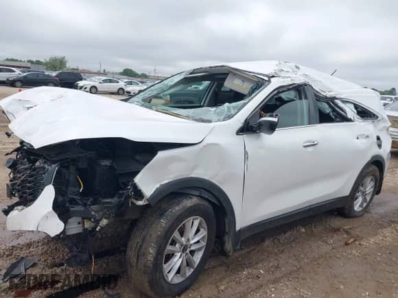 2020 Kia Sorento LX with VIN 5XYPG4A3XLG654612, listed as a IAAI auction lot 41882055 with 94,949 mi miles and . Bid and sale history available at DreamBid. Image 6.