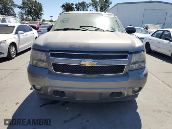 2007 Chevrolet Suburban LTZ с VIN 1GNFK16387J166953, выставлен на аукционе Copart как лот 69821725 с пробегом Не указан миль и Чистый • Clean title. История ставок и продаж доступна на DreamBid. Изображение 5.