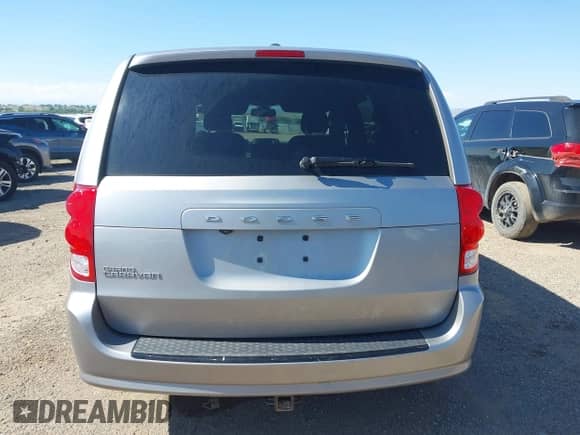 2019 Dodge Grand Caravan SE z VIN 2C4RDGBG3KR531295, wystawiony jako IAAI lot #42443507 z przebiegiem 96 102 mil mil oraz . Historia ofert i sprzedaży dostępna na DreamBid. Obrazek 16.