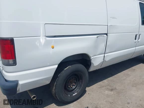 2009 Ford Econoline Cargo Commercial с VIN 1FTNE24WX9DA63291, выставлен на аукционе IAAI как лот 42263199 с пробегом 297 068 миль миль и . История ставок и продаж доступна на DreamBid. Изображение 6.