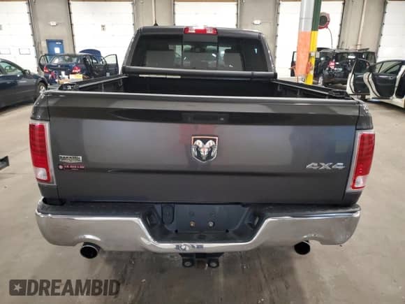 2016 Ram 1500 Laramie z VIN 1C6RR7VT3GS197096, wystawiony jako Copart lot #59224275 z przebiegiem 105 577 mil mil oraz Szkoda całkowita • Salvage title. Historia ofert i sprzedaży dostępna na DreamBid. Obrazek 6.