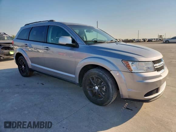 2017 Dodge Journey SXT with VIN 3C4PDCBG2HT571308, listed as a Copart auction lot 85898355 with 183,429 mi miles and Clean title. Bid and sale history available at DreamBid. Image 4.