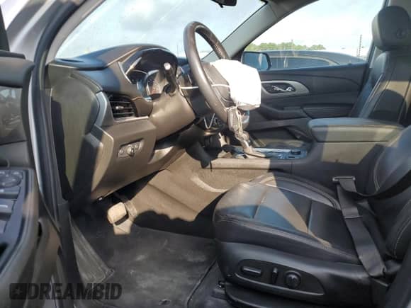 2021 Chevrolet Traverse LT z VIN 1GNEVHKW0MJ257061, wystawiony jako Copart lot #63648405 z przebiegiem 102 780 mil mil oraz Nie do naprawy • Non repairable. Historia ofert i sprzedaży dostępna na DreamBid. Obrazek 7.