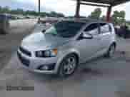 2012 Chevrolet Sonic LTZ с VIN 1G1JF6SBXC4168206, выставлен на аукционе IAAI как лот 42738610 с пробегом 137 241 миль миль и . История ставок и продаж доступна на DreamBid. Изображение 2.