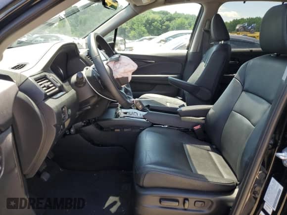 2022 Honda Pilot Touring 7-Passenger z VIN 5FNYF6H62NB057161, wystawiony jako Copart lot #56423864 z przebiegiem Nie podano mil oraz Szkoda całkowita • Salvage title. Historia ofert i sprzedaży dostępna na DreamBid. Obrazek 7.