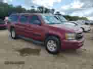 2007 Chevrolet Suburban LT z VIN 3GNFC16027G235947, wystawiony jako Copart lot #85951325 z przebiegiem Nie podano mil oraz Czysty tytuł • Clean title. Historia ofert i sprzedaży dostępna na DreamBid. Obrazek 4.