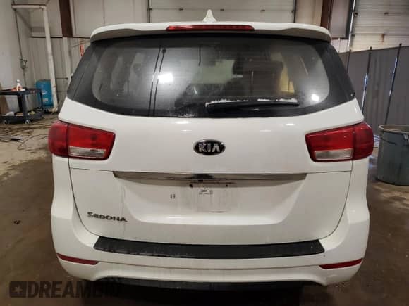 2018 Kia Sedona L с VIN KNDMA5C17J6401561, выставлен на аукционе Copart как лот 46232155 с пробегом 131 542 миль миль и Чистый • Clean title. История ставок и продаж доступна на DreamBid. Изображение 6.