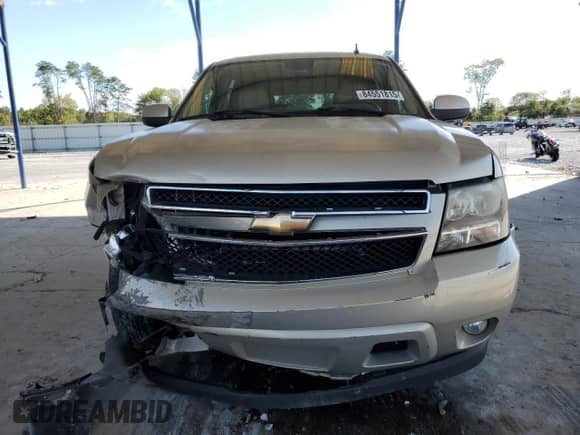 2007 Chevrolet Suburban LT with VIN 3GNFC16047G170406, listed as a Copart auction lot 84551815 with 259,299 mi miles and Salvage title. Bid and sale history available at DreamBid. Image 5.