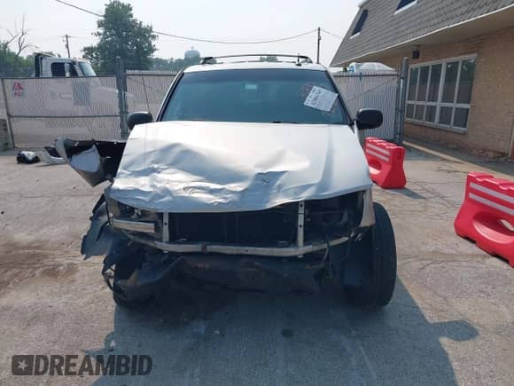 2005 Chevrolet TrailBlazer LT с VIN 1GNDS13SX52355663, выставлен на аукционе IAAI как лот 42886769 с пробегом 138 099 миль миль и . История ставок и продаж доступна на DreamBid. Изображение 12.