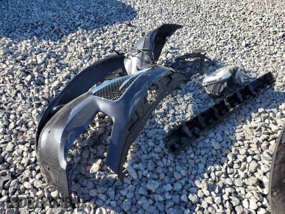 2018 Chrysler 300 Limited with VIN 2C3CCAEG0JH298115, listed as a Copart auction lot 89817065 with 32,999 mi miles and Salvage title. Bid and sale history available at DreamBid. Image 12.