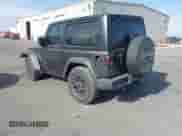 2024 Jeep Wrangler Sport S z VIN 1C4PJXAN9RW117133, wystawiony jako IAAI lot #42497915 z przebiegiem 9 754 mil mil oraz . Historia ofert i sprzedaży dostępna na DreamBid. Obrazek 3.