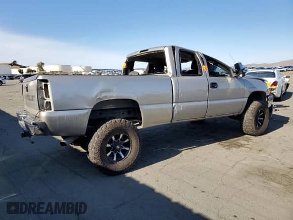 2006 Chevrolet Silverado 1500 LS z VIN 1GCEC19V66Z114770, wystawiony jako Copart lot #81286774 z przebiegiem 164 725 mil mil oraz Szkoda całkowita • Salvage title. Historia ofert i sprzedaży dostępna na DreamBid. Obrazek 3.