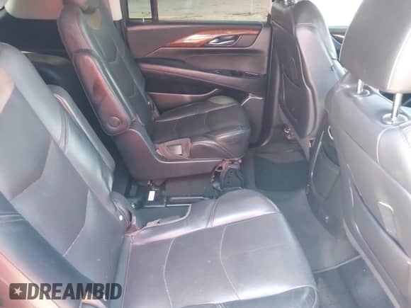 2015 Cadillac Escalade ESV Luxury с VIN 1GYS3HKJ8FR165961, выставлен на аукционе IAAI как лот 42247617 с пробегом 130 802 миль миль и . История ставок и продаж доступна на DreamBid. Изображение 8.