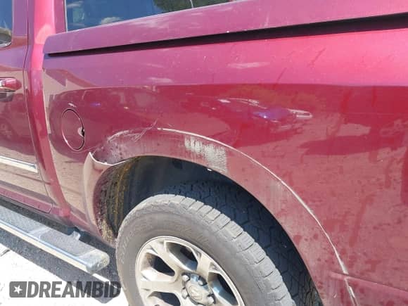 2016 Ram 1500 Laramie z VIN 1C6RR7NT2GS357047, wystawiony jako IAAI lot #43014475 z przebiegiem 242 968 mil mil oraz . Historia ofert i sprzedaży dostępna na DreamBid. Obrazek 6.