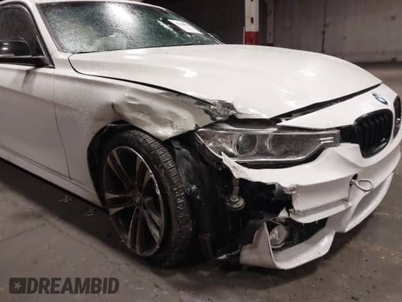 2013 BMW 3 Series 335i с VIN WBA3A9G50DNP37947, выставлен на аукционе IAAI как лот 41568877 с пробегом 82 467 миль миль и . История ставок и продаж доступна на DreamBid. Изображение 6.