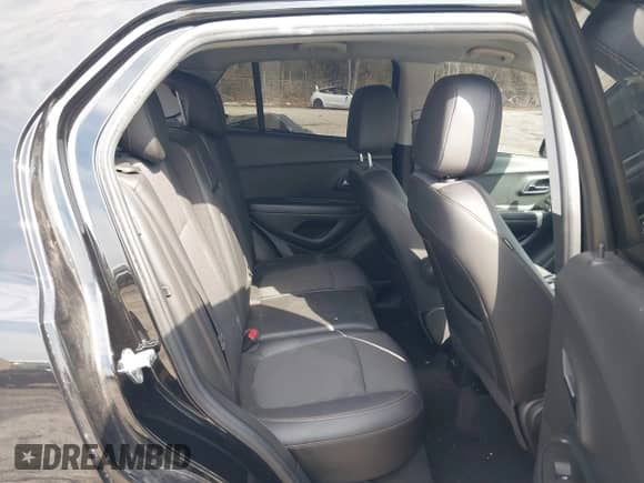 2022 Chevrolet Trax LT with VIN KL7CJLSM7NB513928, listed as a IAAI auction lot 41694269 with 40,639 mi miles and . Bid and sale history available at DreamBid. Image 8.