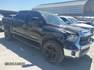 2020 Toyota Tundra SR5 с VIN 5TFDY5F15LX908821, выставлен на аукционе IAAI как лот 41851082 с пробегом 83 954 миль миль и . История ставок и продаж доступна на DreamBid. Изображение 1.