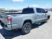 2020 Toyota Tacoma SR5 z VIN 3TMBZ5DN9LM027314, wystawiony jako IAAI lot #42258246 z przebiegiem 81 254 mil mil oraz . Historia ofert i sprzedaży dostępna na DreamBid. Obrazek 4.